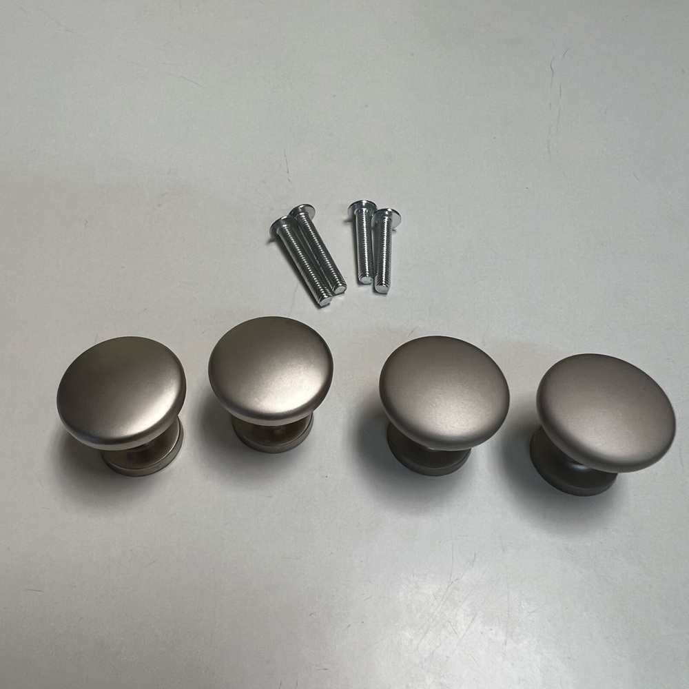 Set of 4 Silver Cabinet Knobs